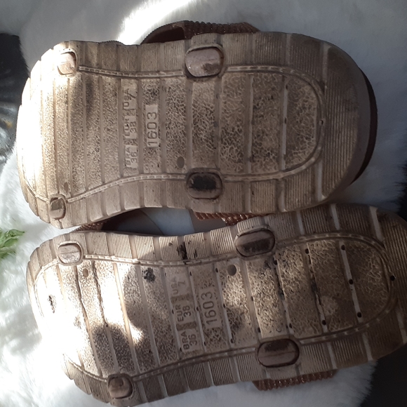 Sandals - Picture 5 of 5